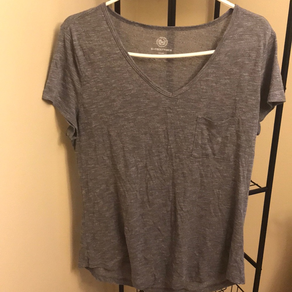 So perfect v neck T-shirt